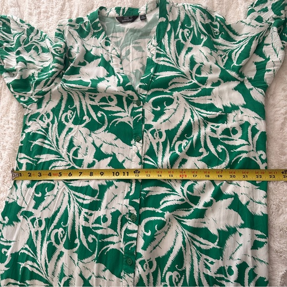 Mlle Gabrielle Size 2X Green White Patterned Ruffle Hem Shift Dress midi Resort - Picture 9 of 13